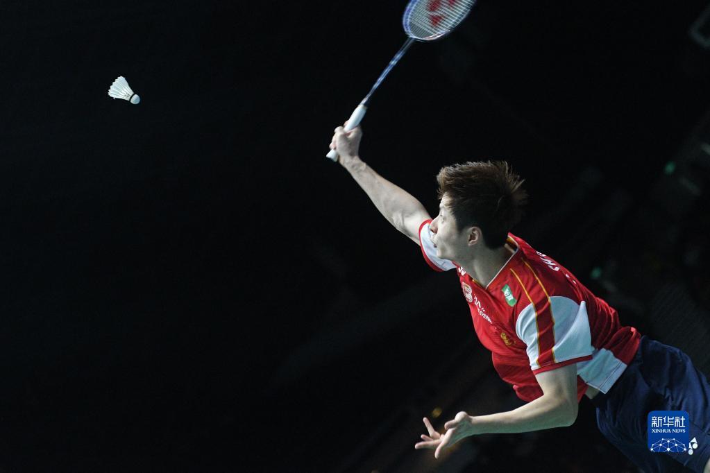 更显示了球 更显示了球